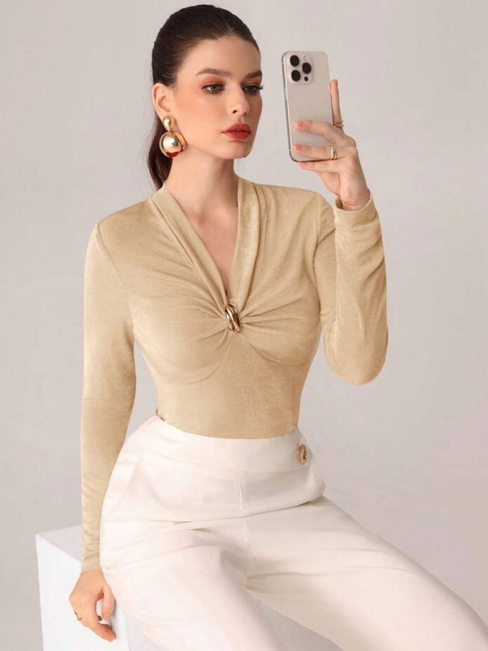 Long-Sleeve 🔥 Twist Front Top